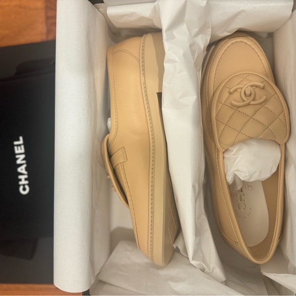 CC Turn-Lock Diamond-quilted loafers - Picture 4 of 4